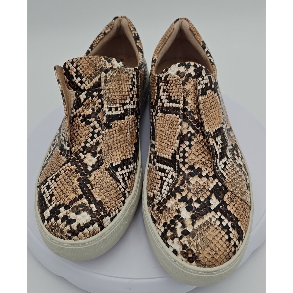 J/Slides Heidi NWOB Slip-On Round Toe Platform Sneaker Python Snake Print Sz W/9 - Picture 2 of 16